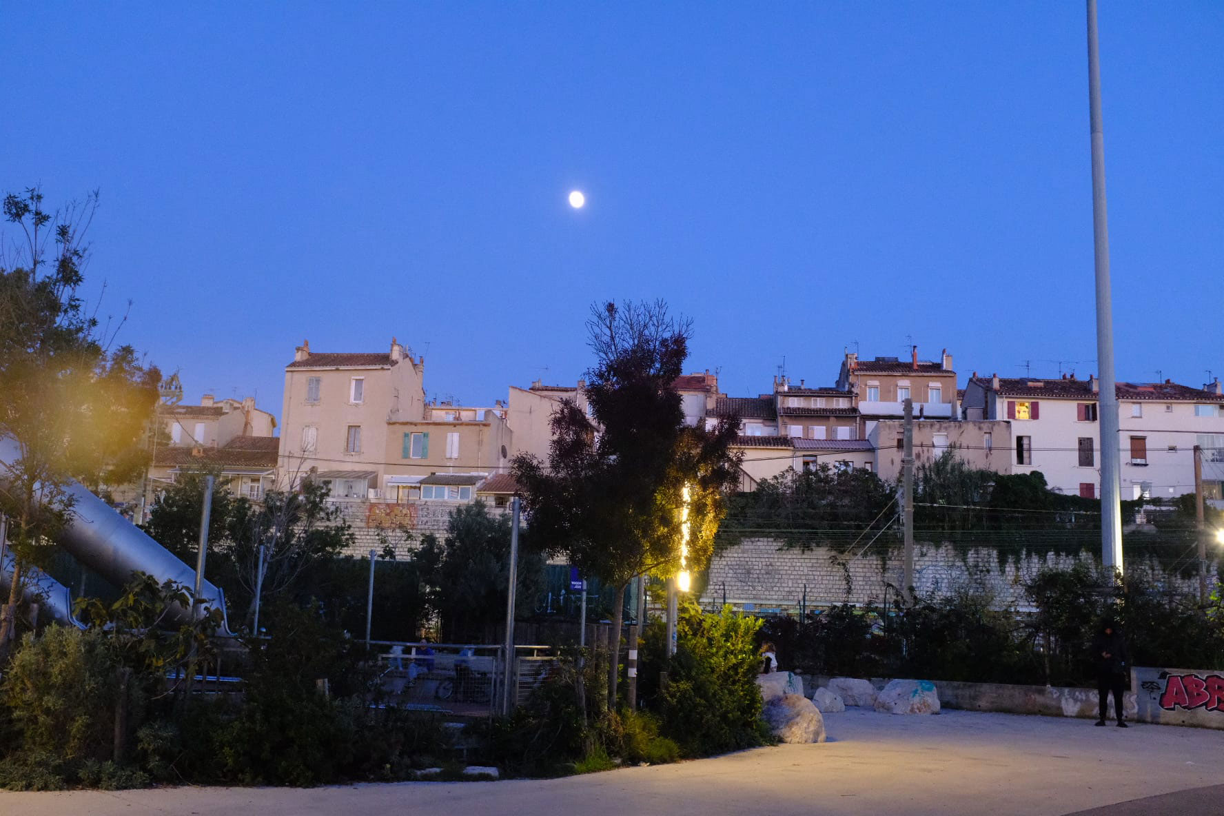 Les Voyages Exploratoires 102